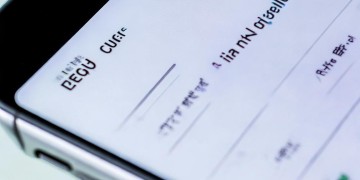 英雄联盟手游如何设置成中文？